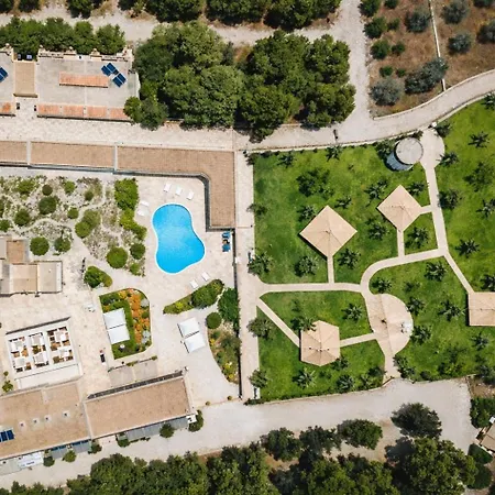 מלון Hotiday Sannicola 4*